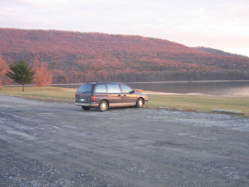 Illustration for article titled So I Had a Purple Van Once. Here Are The Photos I Could Find of It.